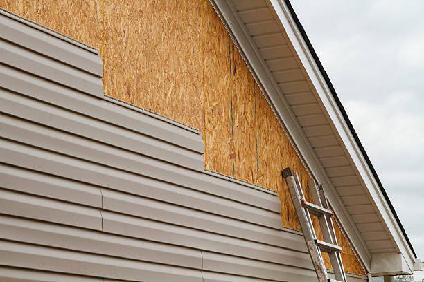 24/7 Emergency Siding Contractor experts in Clinton, IN